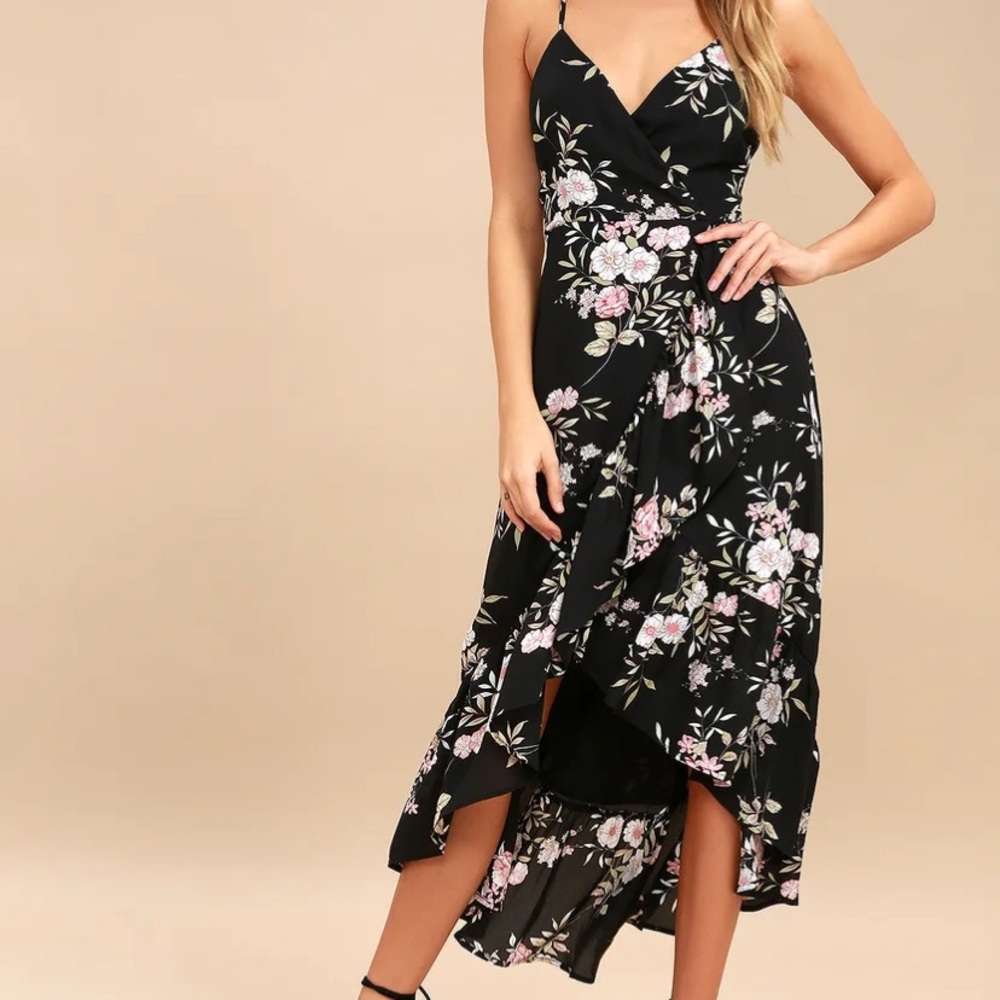 Lulu’s Gild the Lily Black Floral Print High Low Maxi Dress